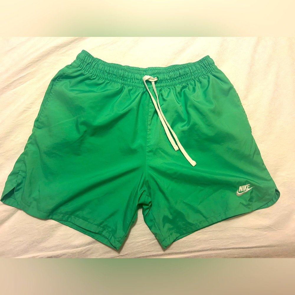 Nike woven shorts